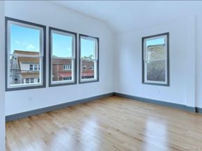2881 Roberts Avenue, Bronx NY 10461