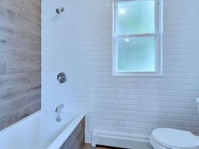 2881 Roberts Avenue, Bronx NY 10461