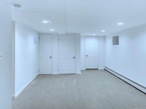 2881 Roberts Avenue, Bronx NY 10461