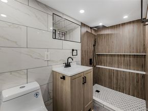 2881 Roberts Avenue, Bronx NY 10461