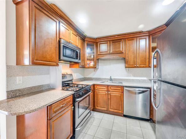 132 Weatherby Lane 132, Central Islip NY 11722