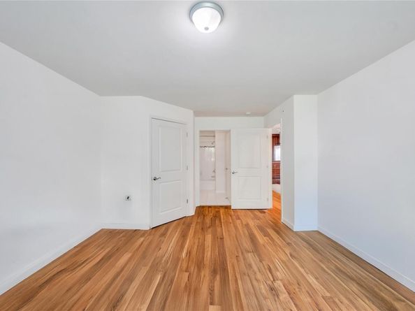 132 Weatherby Lane 132, Central Islip NY 11722