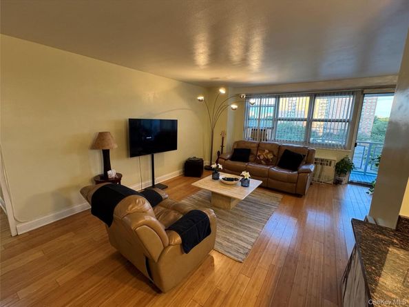 820 Boynton Avenue 6K, Bronx NY 10473