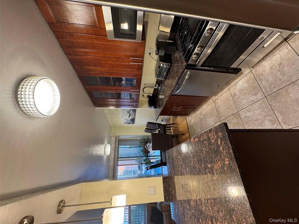 820 Boynton Avenue 6K, Bronx NY 10473