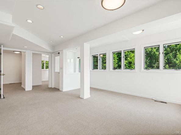 1160 GREACEN POINT Road, Mamaroneck NY 10543