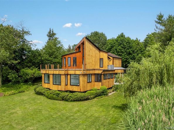 1160 GREACEN POINT Road, Mamaroneck NY 10543