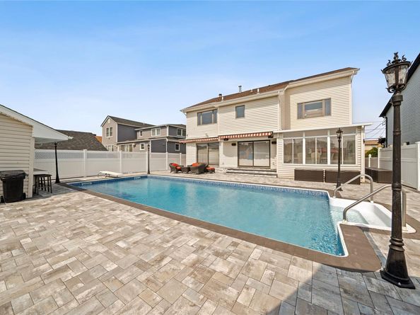 3362 Colony Drive, Baldwin Harbor NY 11510