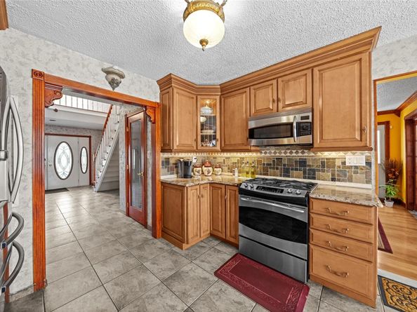 3362 Colony Drive, Baldwin Harbor NY 11510