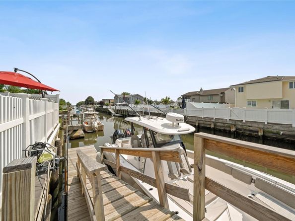 3362 Colony Drive, Baldwin Harbor NY 11510