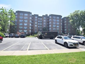18-70 211th Street 5K, Bayside NY 11360