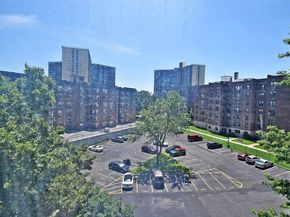 18-70 211th Street 5K, Bayside NY 11360
