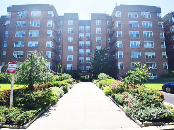 18-70 211th Street 5K, Bayside NY 11360