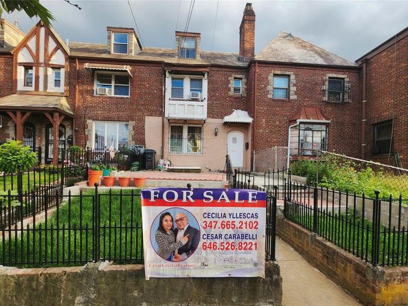 194-10 Hollis Avenue, Hollis NY 11412