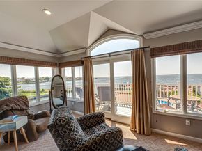 79 Tahlulah Lane, West Islip NY 11795