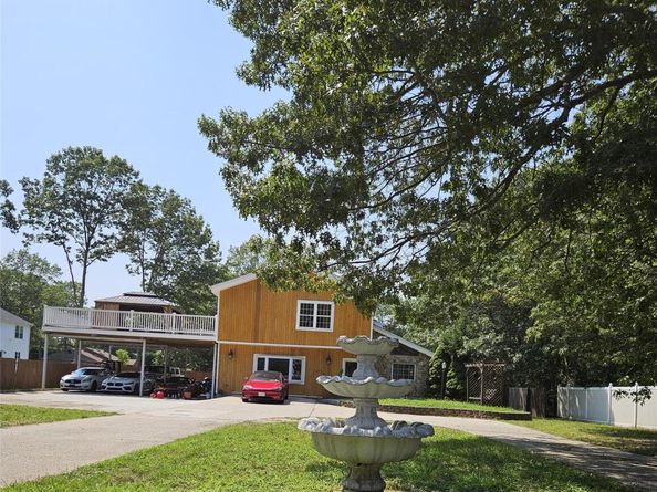 402 Johnson Avenue, Bohemia NY 11716
