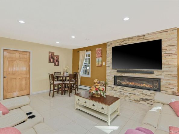 402 Johnson Avenue, Bohemia NY 11716