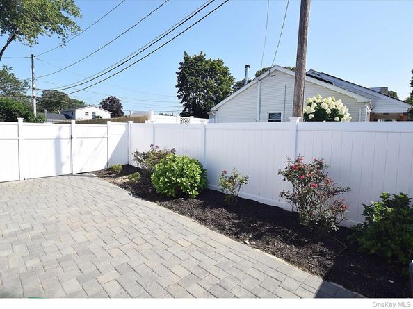 675 Hawkins Road E, Coram NY 11727