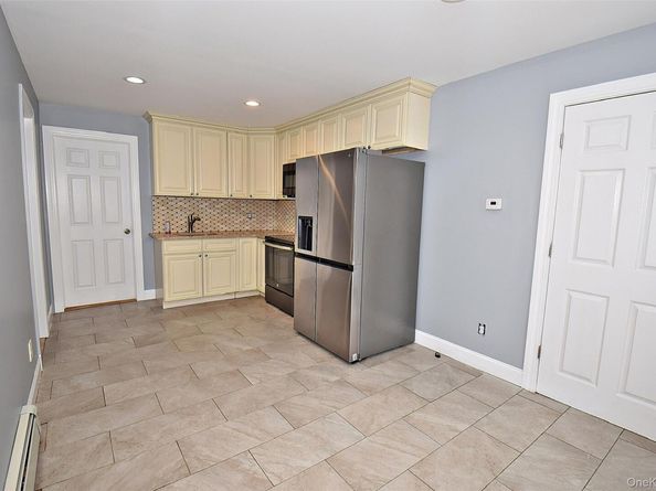 675 Hawkins Road E, Coram NY 11727
