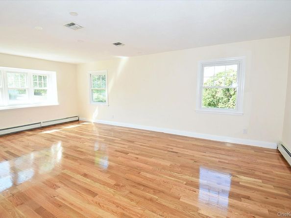 675 Hawkins Road E, Coram NY 11727