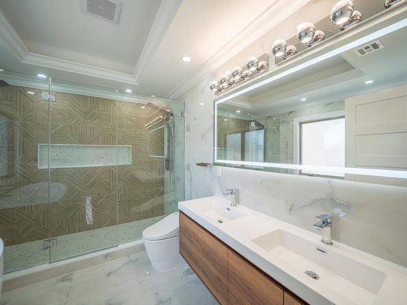 22 Sleepy Lane, Hicksville NY 11801