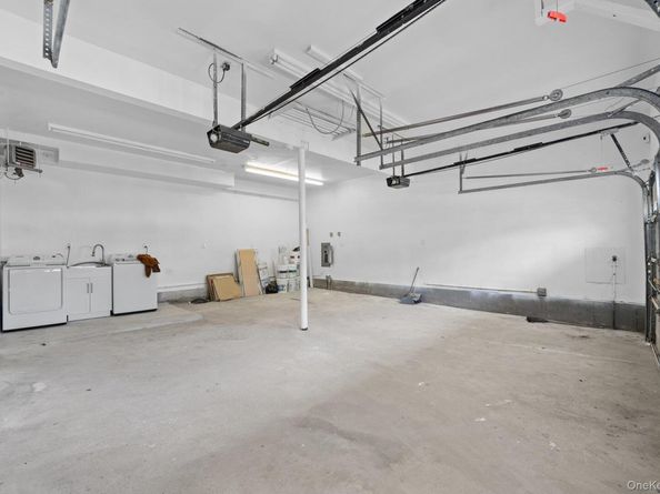 2572 Riverside Avenue, Seaford NY 11783