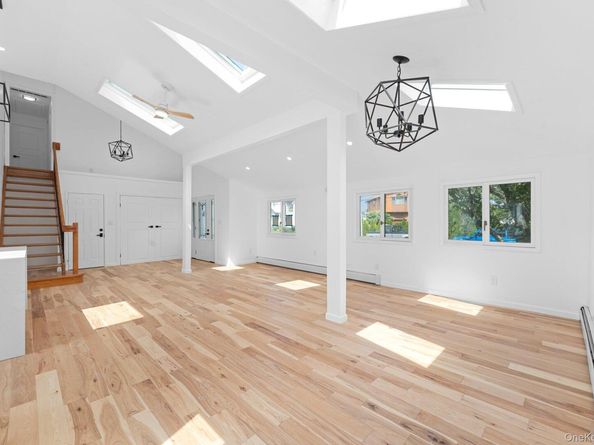 2572 Riverside Avenue, Seaford NY 11783