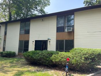 112 Hillside Road