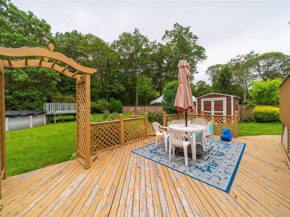22 Howe Road, Coram NY 11727