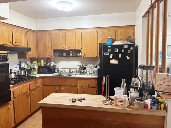 804 E 221st Street, Bronx NY 10467