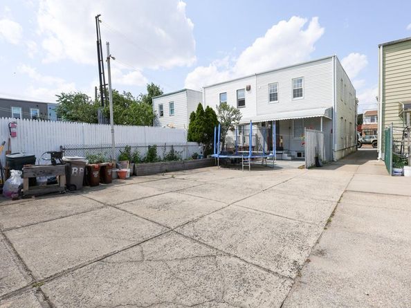 10416 Rosita Road, Ozone Park NY 11417