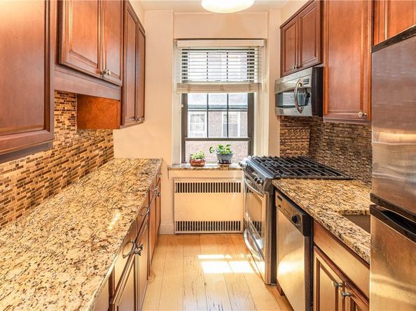 35 Parkview Avenue 5C, Bronxville NY 10708