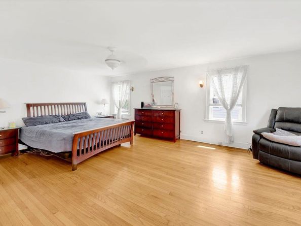 202 Devoe Avenue, Yonkers NY 10705