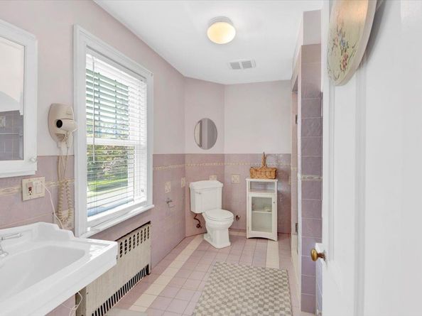 202 Devoe Avenue, Yonkers NY 10705