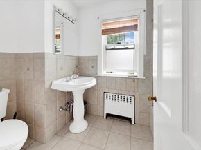202 Devoe Avenue, Yonkers NY 10705