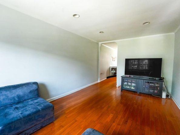 15318 78th Road, Flushing NY 11367