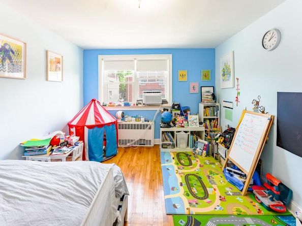 15318 78th Road, Flushing NY 11367