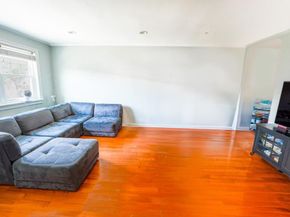 15318 78th Road, Flushing NY 11367