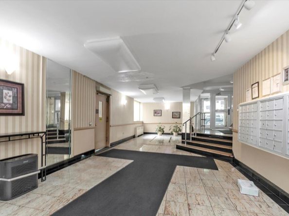 31-30 138 Street 2D, Flushing NY 11354