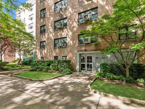 31-30 138 Street 2D, Flushing NY 11354