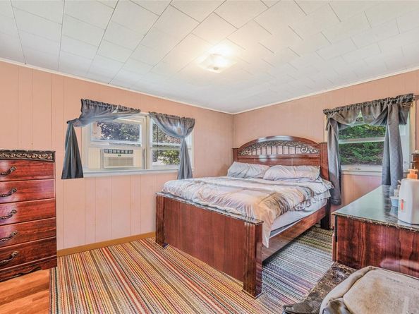 47 Prospect Place, Deer Park NY 11729
