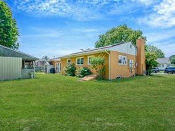 47 Prospect Place, Deer Park NY 11729