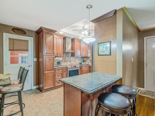 47 Prospect Place, Deer Park NY 11729