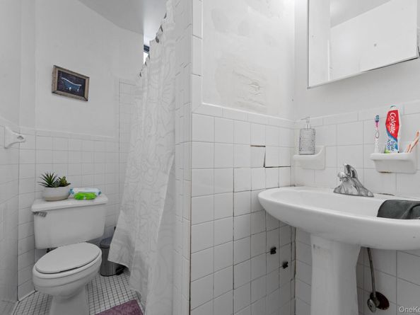 941 Jerome Avenue 1A, Bronx NY 10452