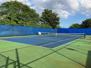 18-15 215 Street 3M, Bayside NY 11360