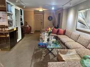 18-15 215 Street 3M, Bayside NY 11360