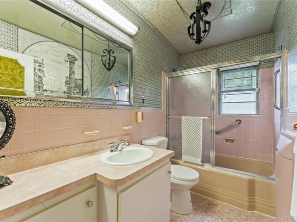 25340 147th Avenue, Rosedale NY 11422