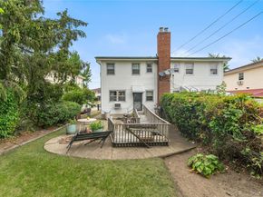 25340 147th Avenue, Rosedale NY 11422