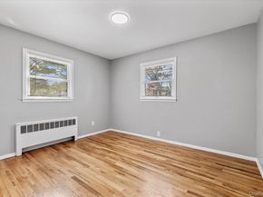 7 Prose Street, Hicksville NY 11801