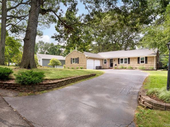 7 Cornell Road, Shoreham NY 11786