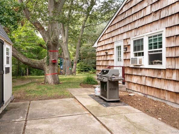 7 Cornell Road, Shoreham NY 11786